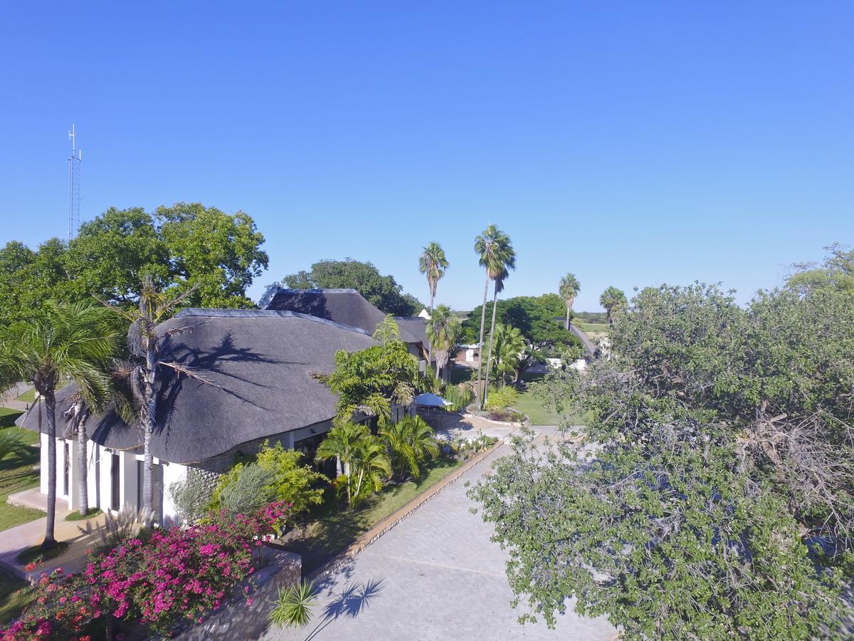 La Rochelle Lodge Okaukuejo Eksteriør billede